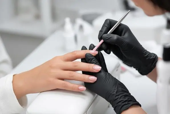 Manicure